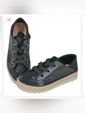 EUC Love Rio Maisie Sequins Sneakers - Black-Sz 9